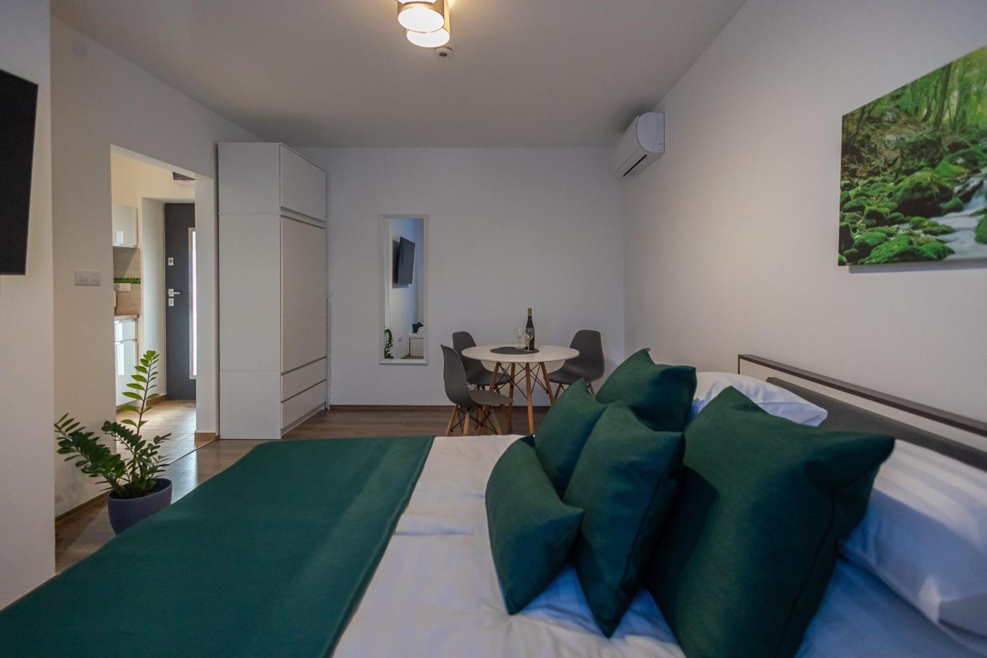 Happy Home Apartman Miskolc Eksteriør billede