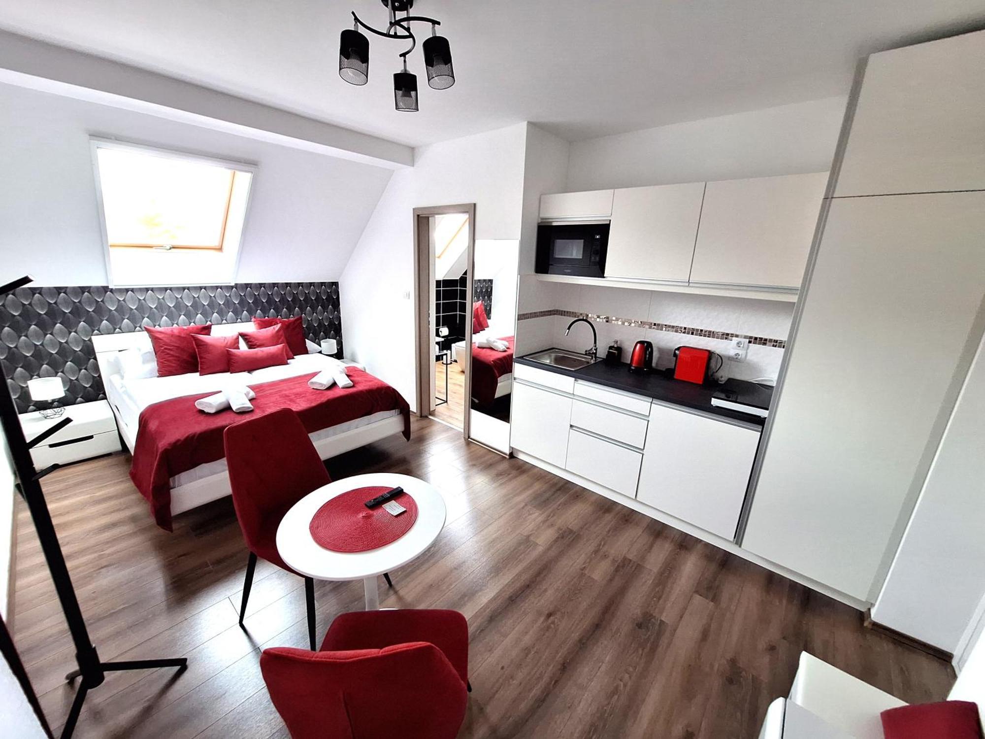 Happy Home Apartman Miskolc Eksteriør billede